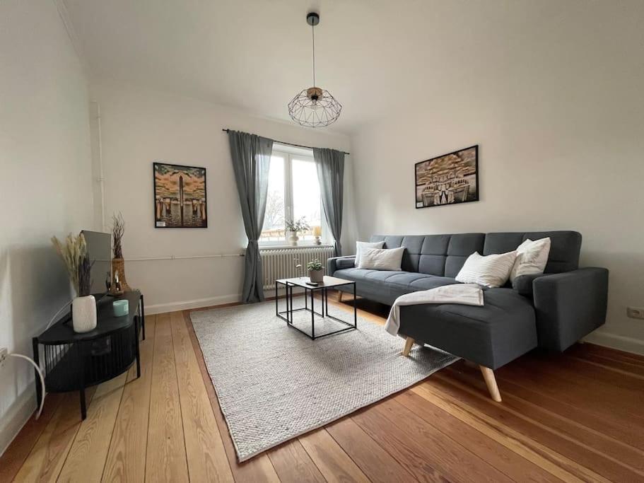 Apartment Modern Und Ruhig In *